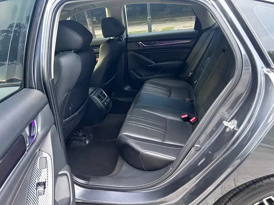 Honda Accord - фото 13