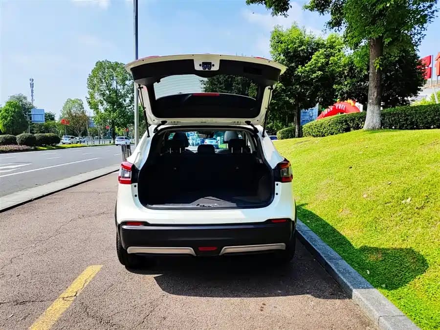 Nissan Qashqai - фото 19