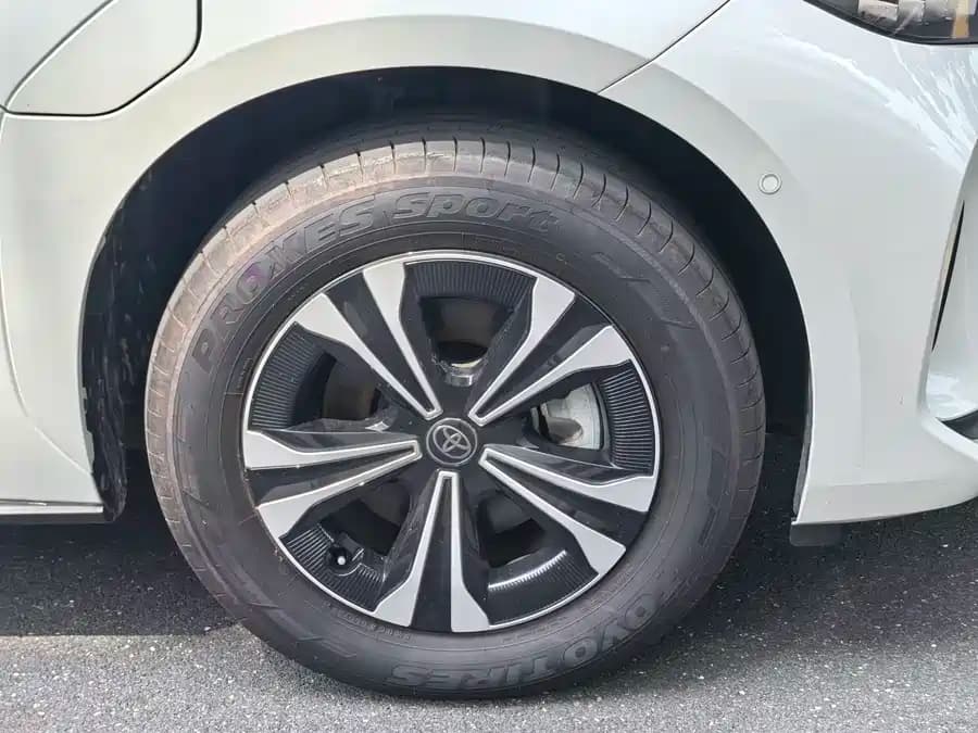 Toyota Bozhi - фото 10