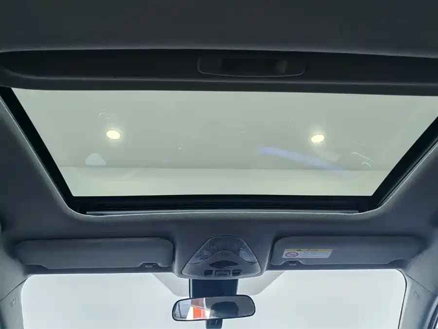 Toyota C-HR - фото 13