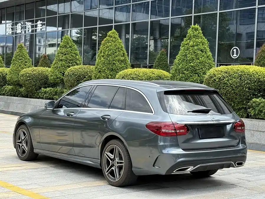 Mercedes C-Class - фото 13