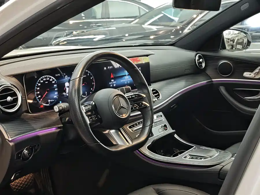 Mercedes E-Class - фото 7