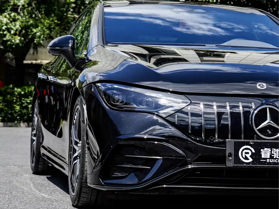 Mercedes EQE - фото 8