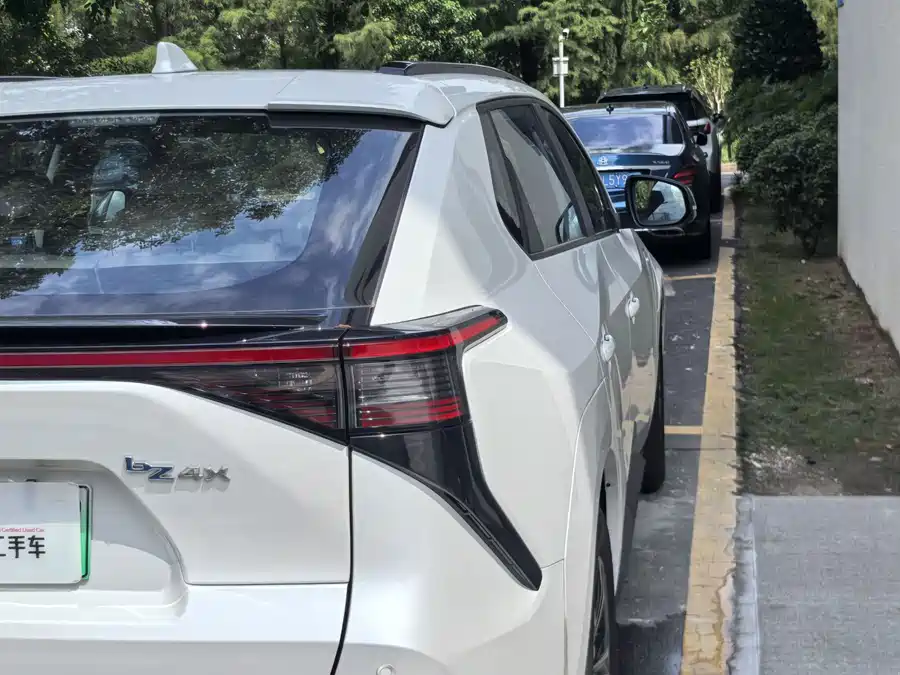 Toyota Bozhi - фото 8