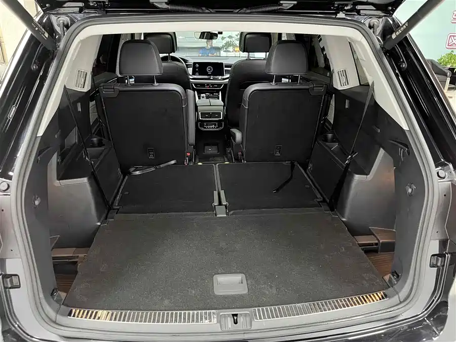 Volkswagen Touran - фото 16